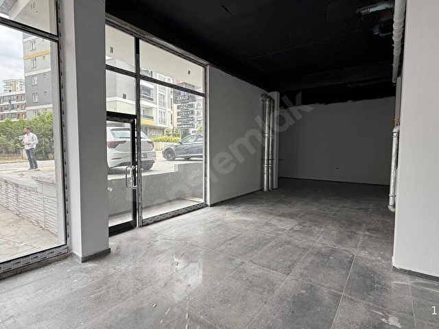 ATAKENT ÇAĞALOĞLUNDA KİRALIK PRESTİJLİ 320m² KÖŞEBAŞI DÜKKAN - Görsel 14