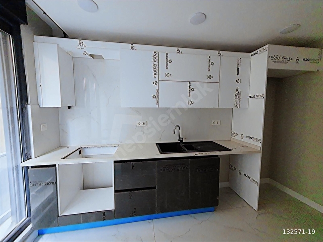 ÜSKÜDAR FERAHDA SATILIK KAPALI OTOPARKLI 4+1 TERS DUBLEKS DAİRE - Görsel 13