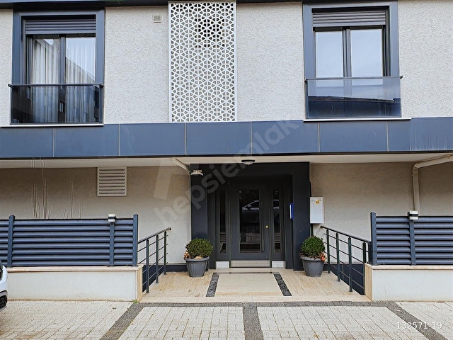 ÜSKÜDAR FERAHDA SATILIK KAPALI OTOPARKLI 4+1 TERS DUBLEKS DAİRE - Görsel 4