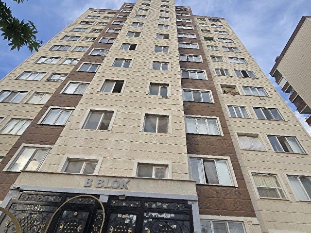 DAGETEGİNDE SATILIK  (TAKASA ACIK)  FIRSAT 3+1 DAİRE - Görsel 4