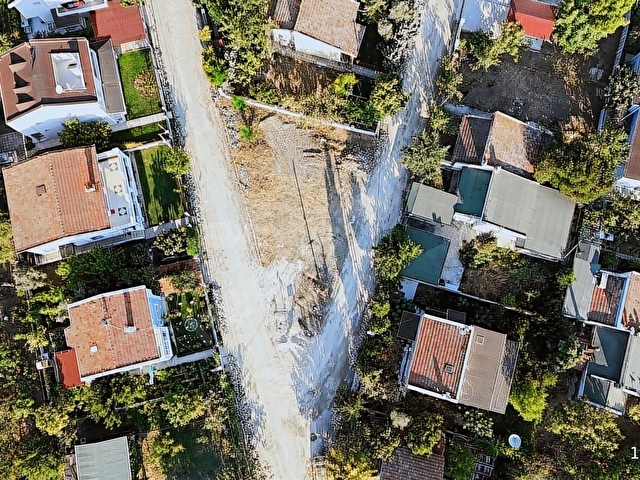 Silivri VillaKent Sitesinde Satılık 356 M² Köşe Başı İmarlı Arsa - Görsel 4