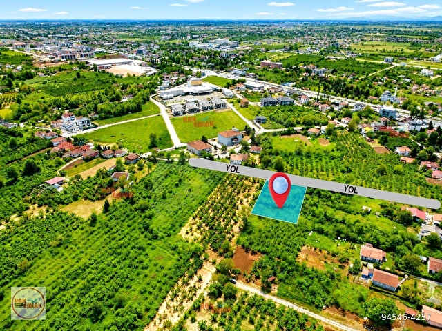 Hak Emlaktan Çamköy Mah.de Villalar Bölgesinde Satılık Arsa - Görsel 22
