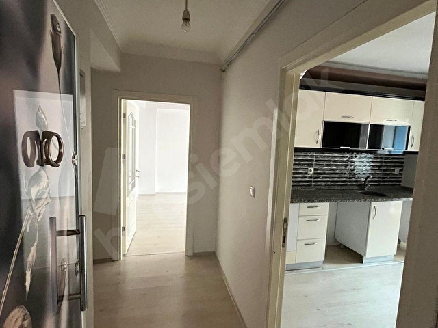 EMEK MAHALLESİ DİLEK CADDESİ HEMEN YANI SATILIK 3+1 DAİRE - Görsel 2