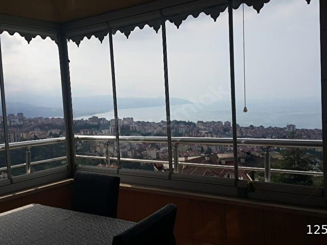 Boztepede 5+2 260 metrekare site içinde mükemmel deniz ve şehir manzaralı ferah geniş satılık daire - Görsel 15