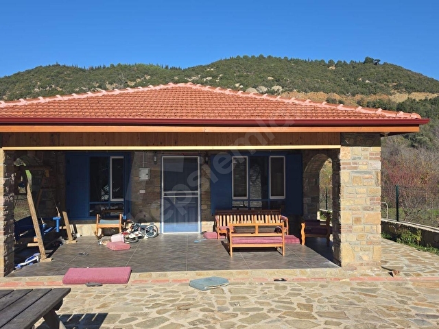 GELİBOLU DEĞİRMENDÜZÜNDE KİRALIK 2+1 YAZLIK MÜSTAKİL TAŞ EV - Görsel 2