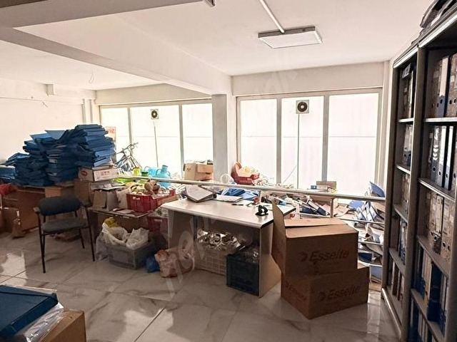 SARUHANLIDA CADDE ÜZERİ KİRACILI 293m² ÇİFT CEPHE SATILIK DÜKKAN - Görsel 13