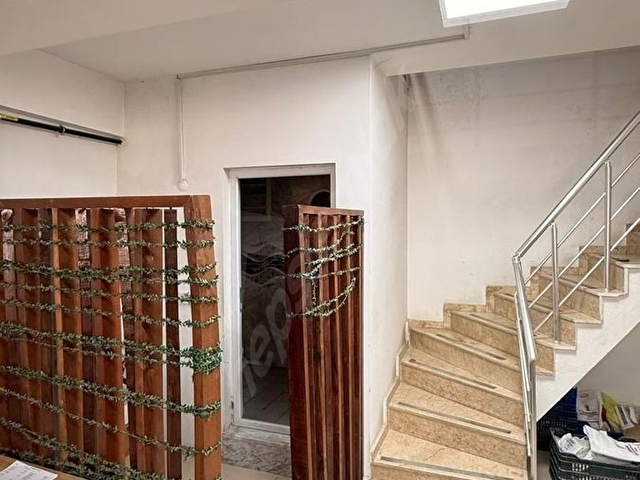SARUHANLIDA CADDE ÜZERİ KİRACILI 293m² ÇİFT CEPHE SATILIK DÜKKAN - Görsel 8