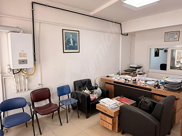 SARUHANLIDA CADDE ÜZERİ KİRACILI 293m² ÇİFT CEPHE SATILIK DÜKKAN - Görsel 6