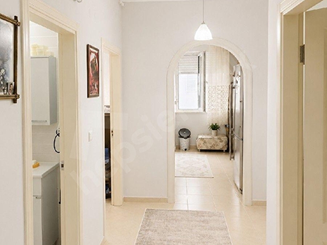 KONYAALTI LİMANDA DOĞALGAZ KOMBİLİ , AYRI MUTFAKLI 2+1 SATILIK DAİRE - Görsel 14