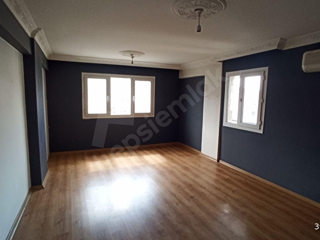 KARŞIYAKA GİRNE BULVARINDA 2+1 KLİMALI ASANSÖRLÜ DAİRE - Görsel 13
