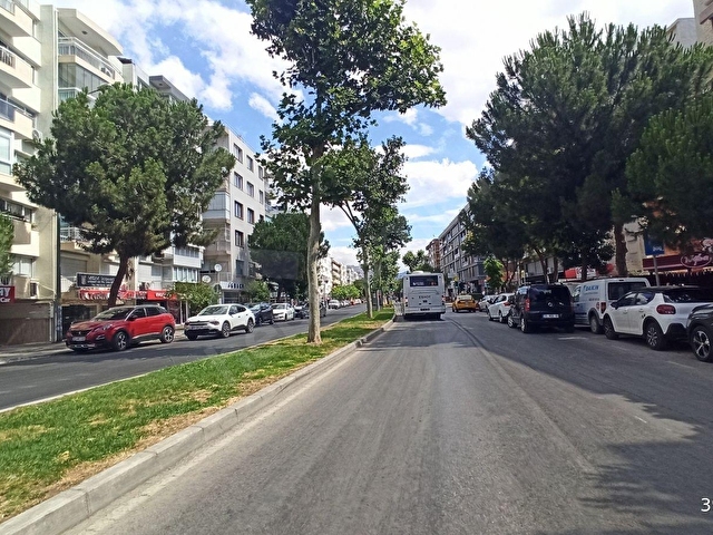 KARŞIYAKA GİRNE BULVARINDA 2+1 KLİMALI ASANSÖRLÜ DAİRE - Görsel 7