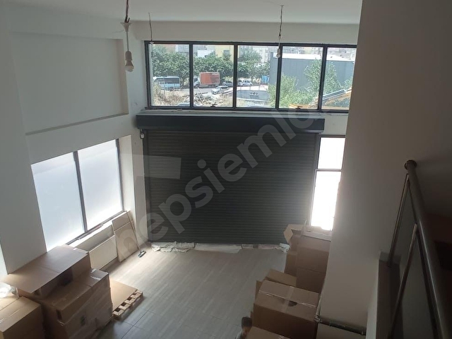 ATAŞEHİR FERHATPAŞA MERKEZİNDE CADDE CEPHELİ 1000 M2 PLAZA - Görsel 7