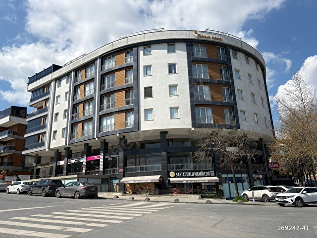 BEYLİKDÜZÜ KAVAKLI YASEMİN EVLERİ 2+1 DENİZ MANZARALI DAİRE
