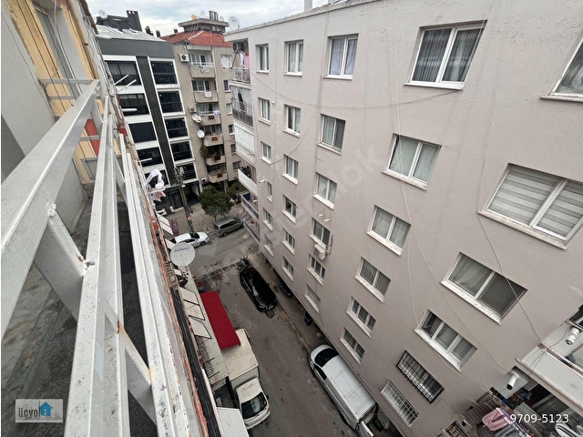 Atilla Mahallesinde Üçyol Metroya Yakın 2+1 90 m2  Asansörlü Doğalgazlı Bakımlı Satılık Daire - Görsel 8