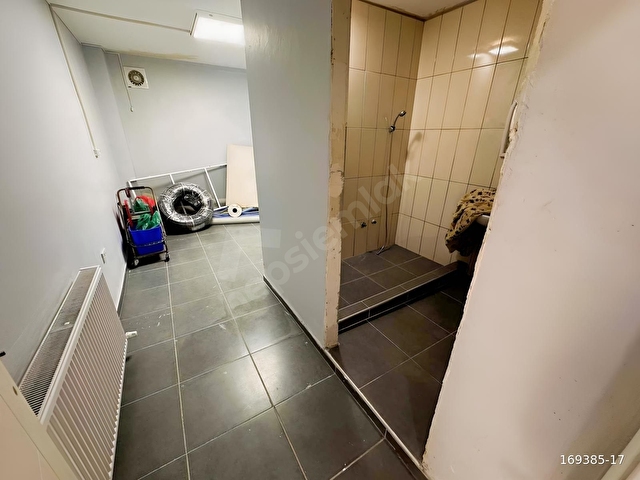 SATILIK TRIPLEX VILLA 600 m2 - Görsel 28