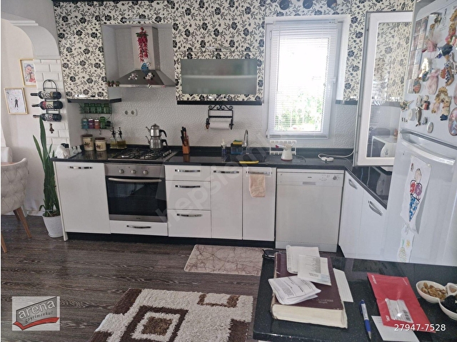 GÜZELBAHÇE ÇAMLI DA SİTE İÇİNDE SÜPER LÜKS MÜSTAKİL VİLLA - Görsel 24