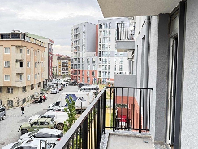 ERGÜVENDEN YEŞİLPINAR KİPTAŞ EVLERİ 2+1 90 M2 2.KAT AMRK MUTFK - Görsel 6