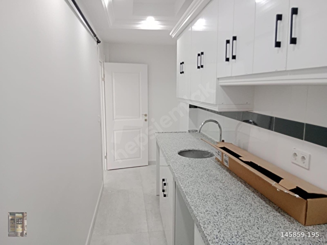 AKŞEMSETTİN CAD, CIVARI SATILIK  2 KAT SIFIR DAİRE - Görsel 9