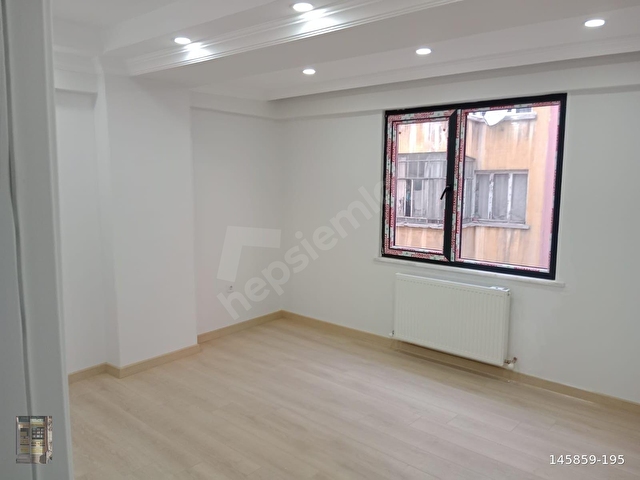 AKŞEMSETTİN CAD, CIVARI SATILIK  2 KAT SIFIR DAİRE - Görsel 15