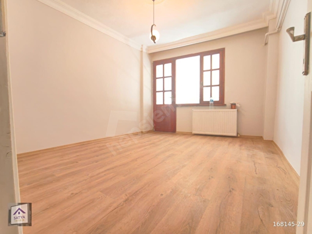 ŞİŞLİ, ÇİMEN SOKAK (2+1) BALKONLU, GİRİŞ KAT
