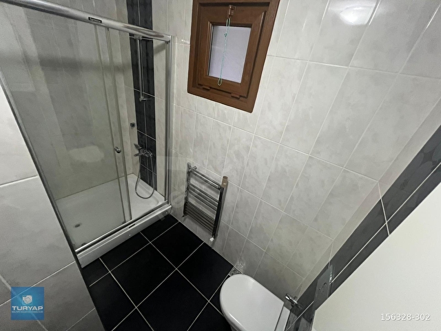 !TURYAPTAN ADATEPE SAHİLDE CADDE ÜZERİ ARA KATTA ÖN CEPHE 2+1! - Görsel 28