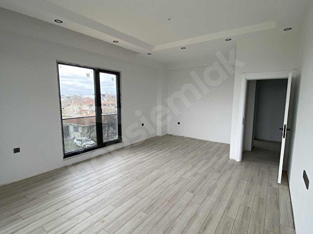 ÖNERLERDE BUTİK SİTEDE HAVUZLU SIFIR 2+1 LÜKS DAİRE - Görsel 12
