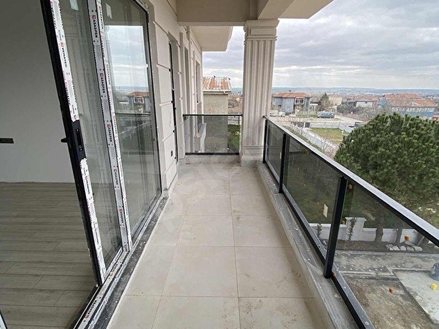 ÖNERLERDE BUTİK SİTEDE HAVUZLU SIFIR 2+1 LÜKS DAİRE - Görsel 13