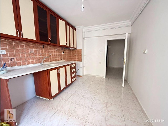 !! FIRSAT DAİRESİ !! 3+1 MANZARALI GÜNEŞ CEPHELİ SATILIK DAİRE - Görsel 2