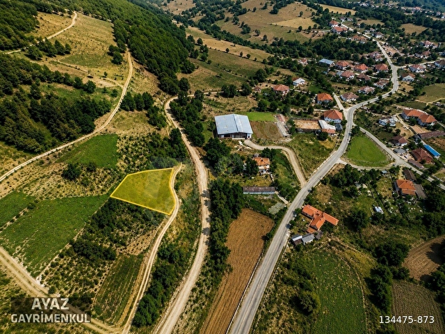 ŞARKÖY YAYAKÖYDE CİNS DEĞİŞİKLİĞİ POTANSİYELLİ 1000 M² ARAZİ