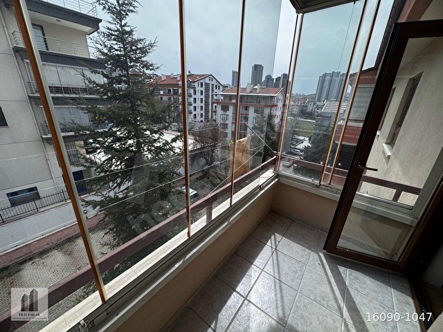 FİLİZ HAYRİMENLULDEN KİRALIK EBEVEYN BANYOLU 4+1 KOMBİLİ DAİRE - Görsel 18