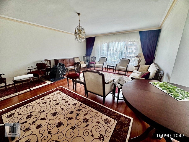 FİLİZ HAYRİMENLULDEN KİRALIK EBEVEYN BANYOLU 4+1 KOMBİLİ DAİRE - Görsel 4