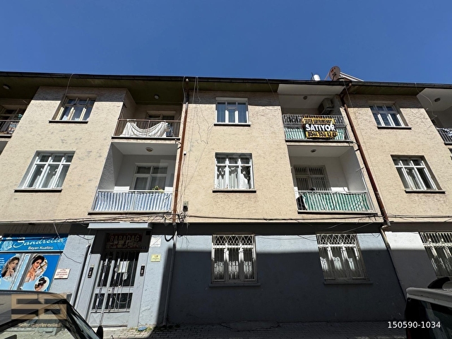 Sefergyo Konyanın merkezinde satılık 3+1 bakımlı daire - Görsel 19