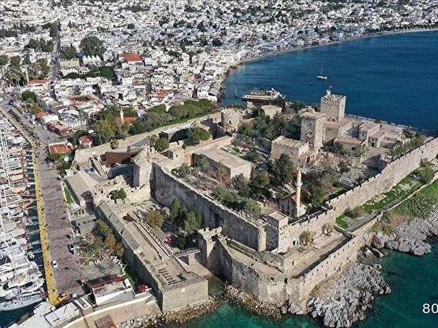 Nazar Emlaktan Bodrum Yeniköy Mahallesinde 2+1 satılık dubleks   villa