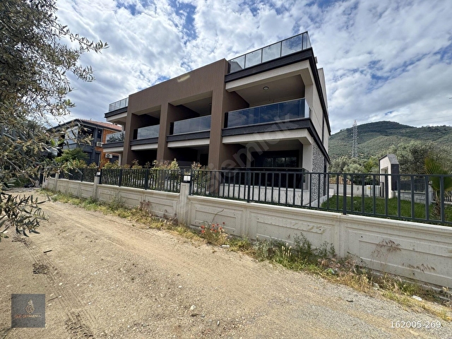 ▀GÜÇTEN ALTINOLUKTA GENİŞ BAHÇELİ DAĞ MANZARALI TERASLI 3+1VİLLA