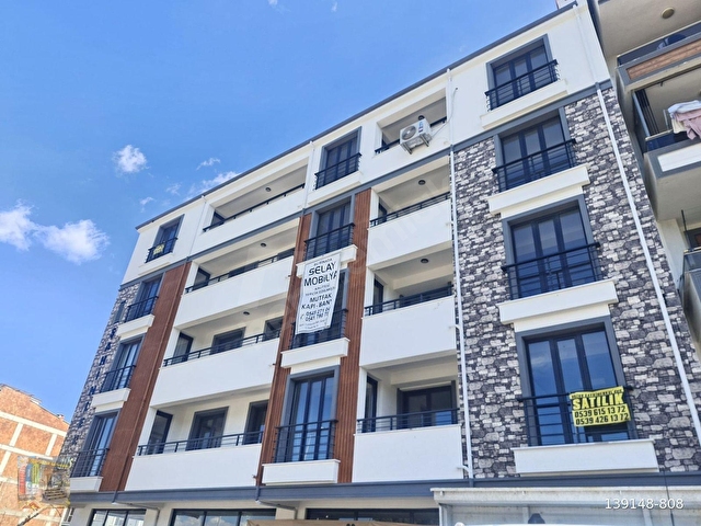 HUZURDAN CADDE ÜZERİNDE 1+1 SIFIR KİRALIK DAİRE