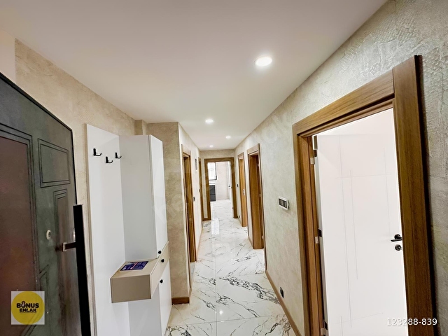 VARSAKTA GÜVENLİKLİ SIFIR HAVUZLU 2+1 -3.katta FIRSAT DAİRE - Görsel 13