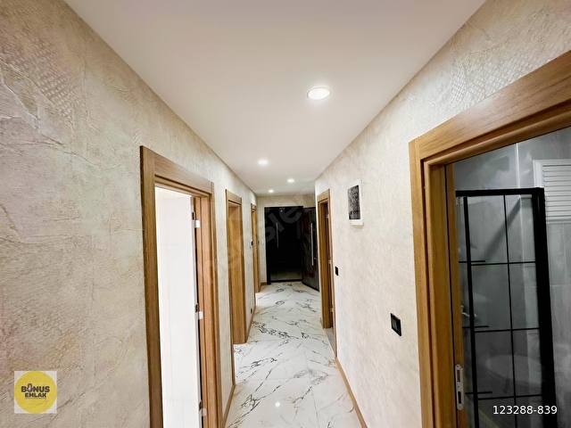 VARSAKTA GÜVENLİKLİ SIFIR HAVUZLU 2+1 -3.katta FIRSAT DAİRE - Görsel 24