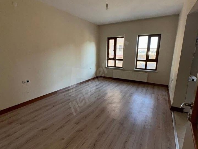 4. TOKİDEN BAKIMLI YENİ BOYALI KİRALIK DAİRE - Görsel 4
