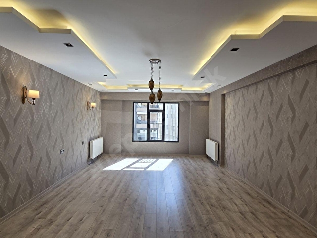 HER KATTA TEK DAİRE LÜX 4+1