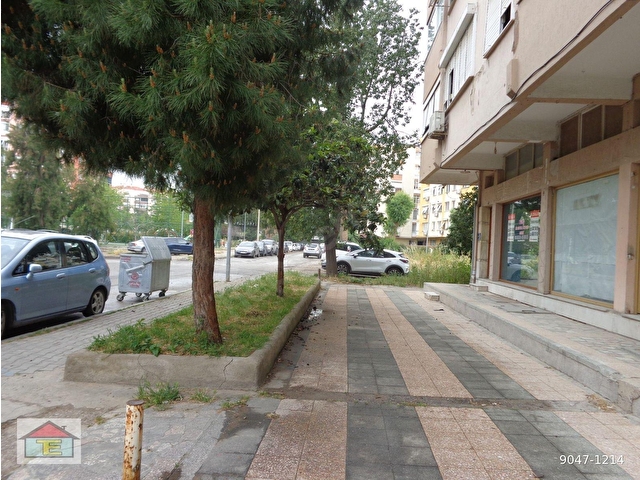 İzmir, Bayraklı, Mansuroğlu Mah. Özkanlarda Köşe Kiralık Dükkan - Görsel 19