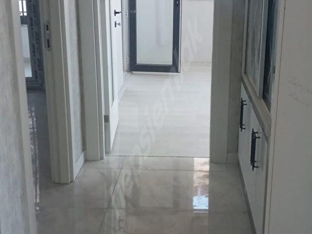 Buhara mahallesi hat cad üzerinde yol kenarı üst kat 2 + 1 daire - Görsel 4