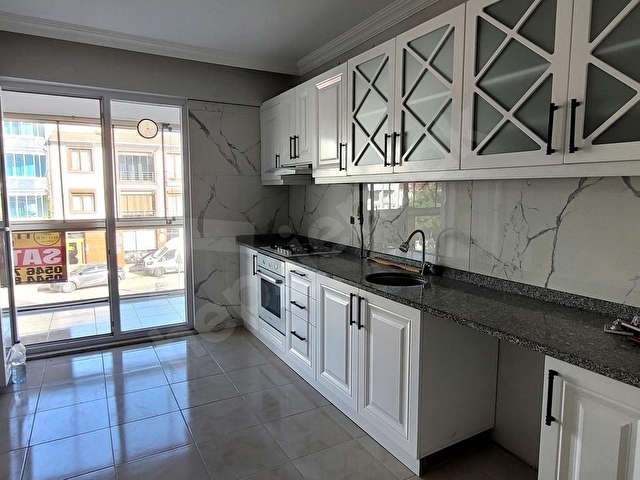 TEKİRDAĞ ALTINOVA MAH. CADDE ÜZERİ SATILIK 3+1 DAİRE