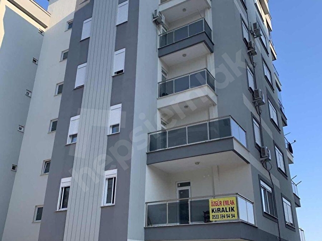 ÖZGÜR EMLAK tan ÇOK GENİŞ FERAH YENİ BALKONLU 1+1 DAİRE - Görsel 2