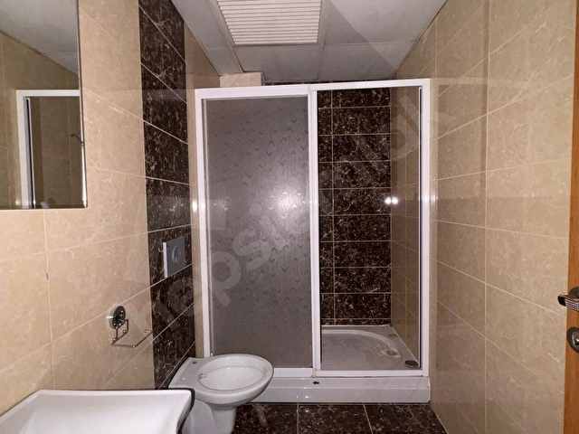 METROBÜSE YAKIN SİTE İÇİNDE 2+1 YATIRIMLIK KELEPİR DAİRE !!! - Görsel 12