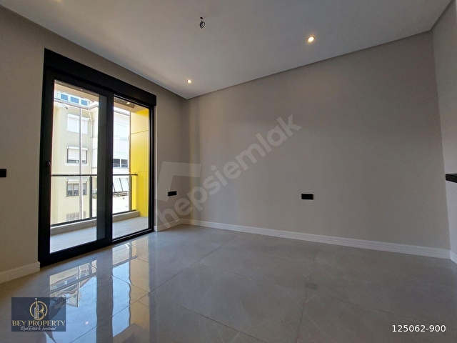 ALANYA MERKEZ 1+1 72M2 FULL AKTİVİTELİ LÜKS SATILIK DAİRE !!!!!! - Görsel 13
