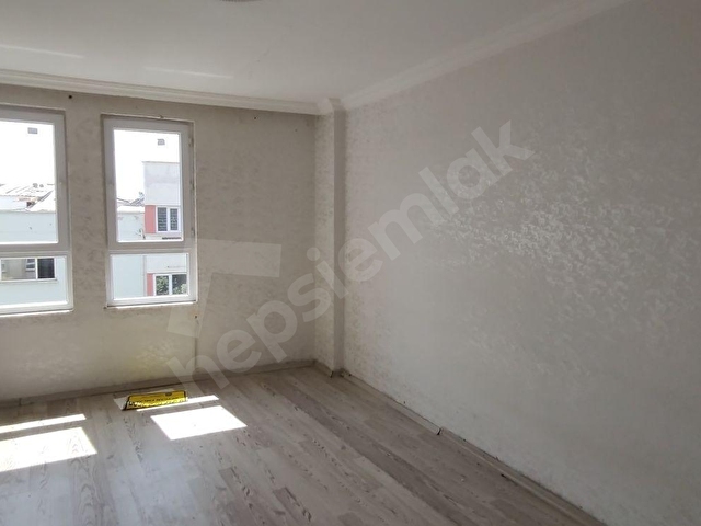 ELMALI MAH. VALİLİK YAKINI , ANA CADDEDE ,  ASANSÖRLÜ  1+1  OFİS  DAİRE
