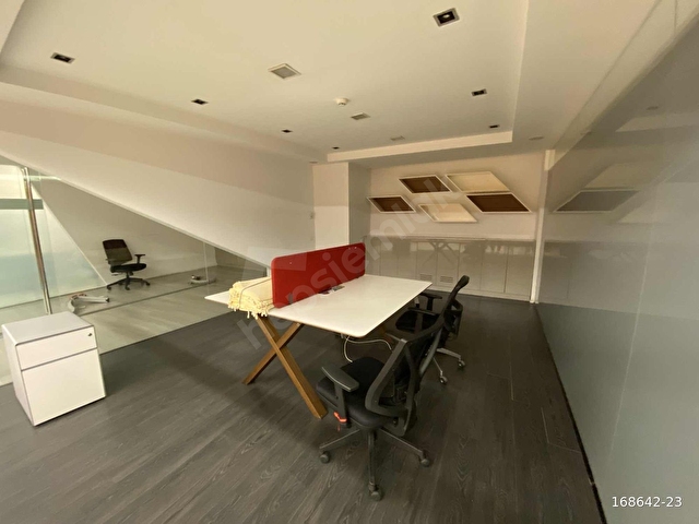 Maslak ta müstakil girişli 1300m2 Kiralık Ofis Katı - Görsel 3