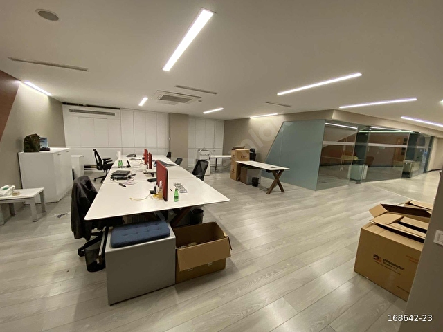 Maslak ta müstakil girişli 1300m2 Kiralık Ofis Katı - Görsel 8