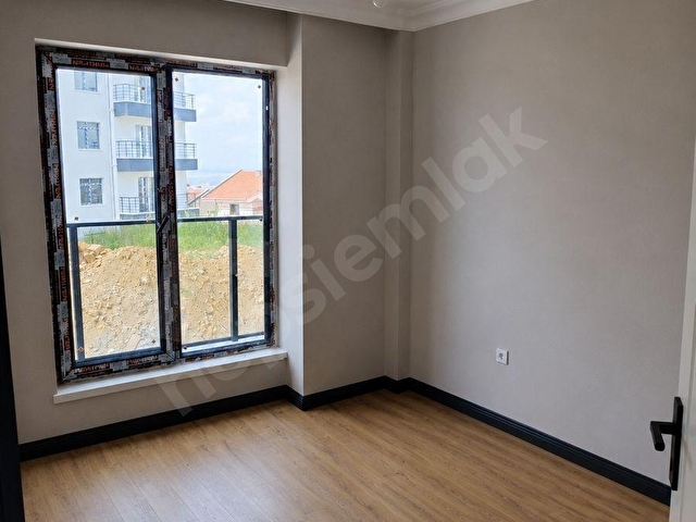 YAPI ANALİZDEN DİKMENDE MERKEZİ KONUM SATILIK 1+1 FIRSAT DAİRE - Görsel 10