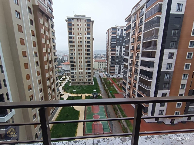 ARV GYODAN İBRAHİMLİ VİSTA SİTESİNDE SATILIK 4.5+1 LÜKS DAİRE - Görsel 4